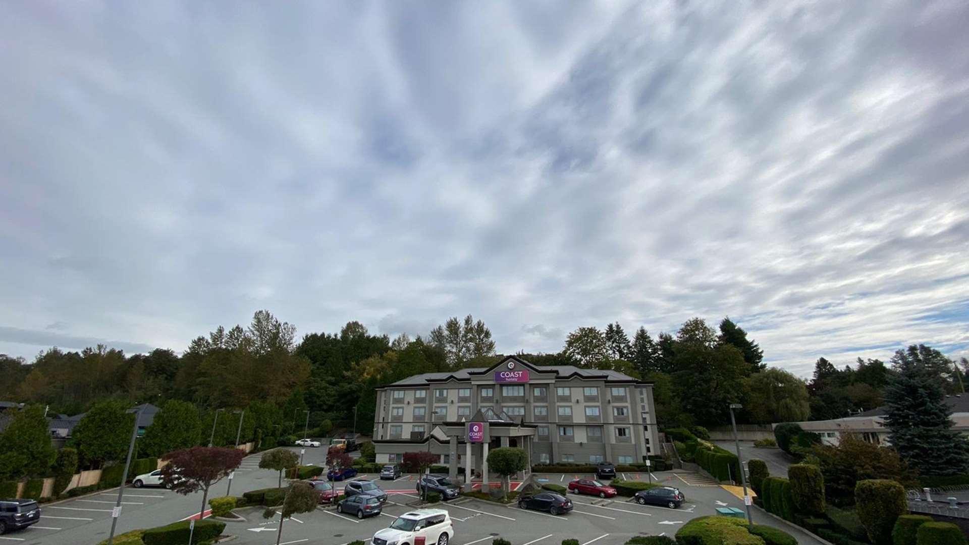 Coast Abbotsford Hotel & Suites Екстериор снимка