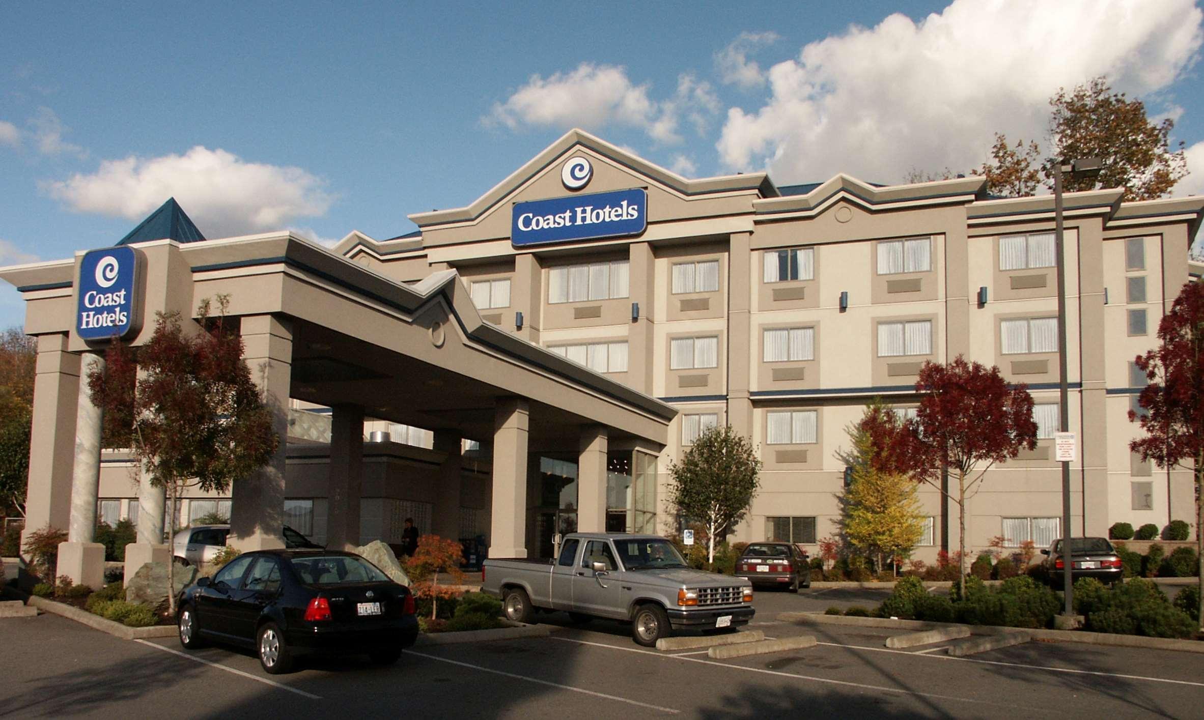 Coast Abbotsford Hotel & Suites Екстериор снимка