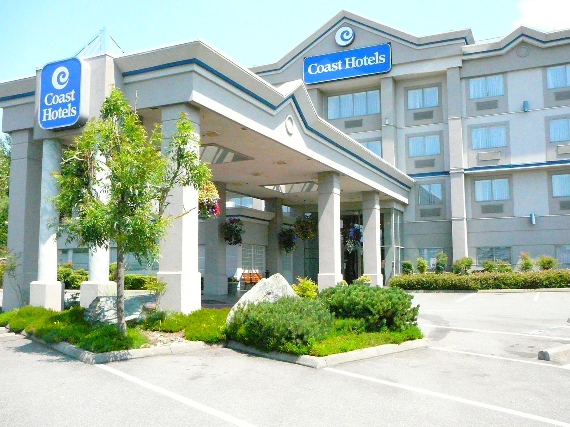 Coast Abbotsford Hotel & Suites Екстериор снимка