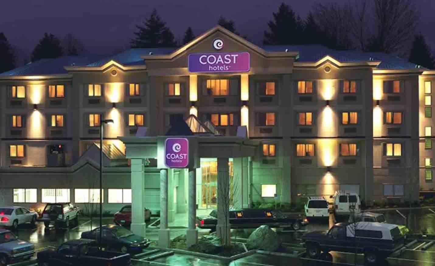 Coast Abbotsford Hotel & Suites Екстериор снимка